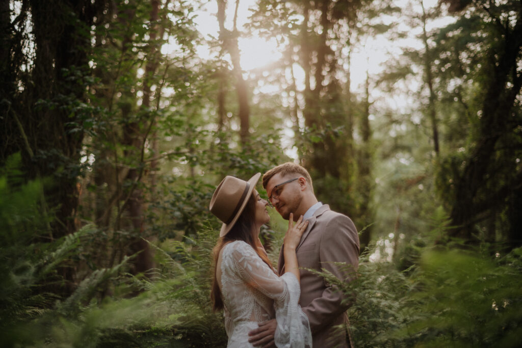 sesja plenerowa zaczarowany las pnacza